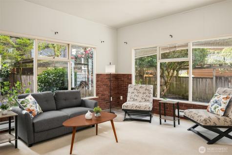 321 6th Avenue S Kirkland WA 98033
