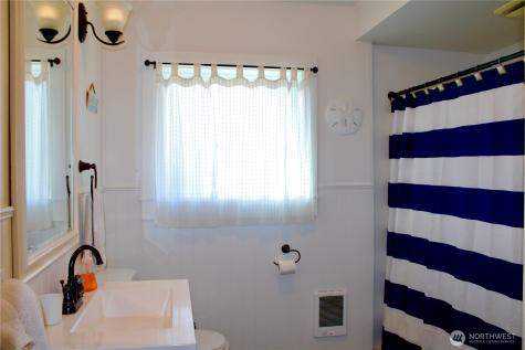 102 N 1st Street Pacific Beach WA 98571