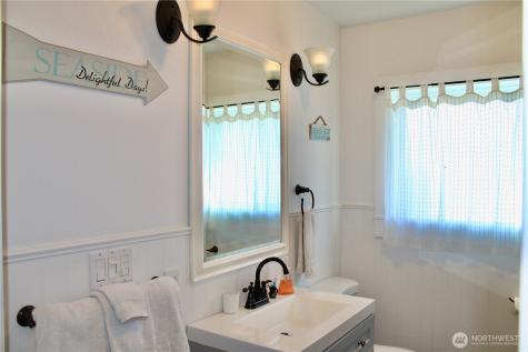 102 N 1st Street Pacific Beach WA 98571