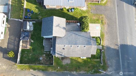 102 N 1st Street Pacific Beach WA 98571