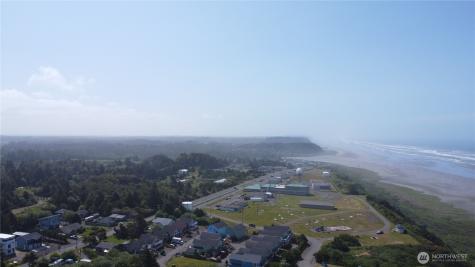 102 N 1st Street Pacific Beach WA 98571