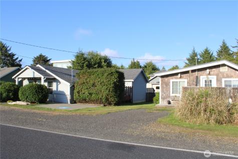 102 N 1st Street Pacific Beach WA 98571