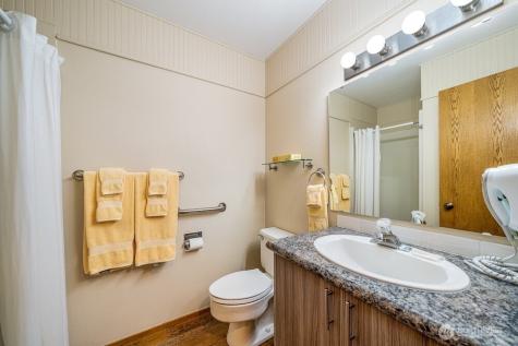 103 N Park Street Chelan WA 98816