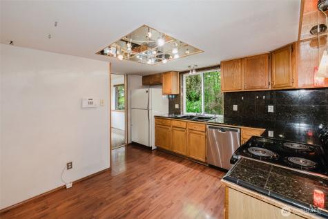 9606 Sunburst Court SE Port Orchard WA 98367
