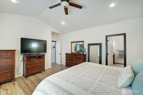 16716 24th Street SE Snohomish WA 98290