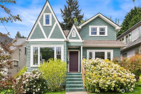 3917 Interlake Avenue N Seattle WA 98103
