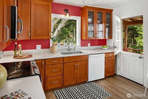 3917 Interlake Avenue N Seattle WA 98103