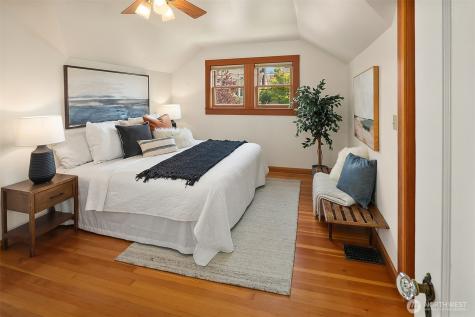 3917 Interlake Avenue N Seattle WA 98103