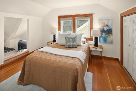 3917 Interlake Avenue N Seattle WA 98103