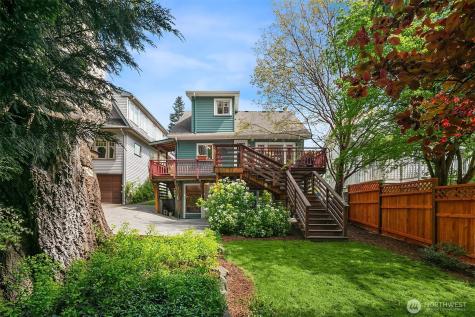 3917 Interlake Avenue N Seattle WA 98103