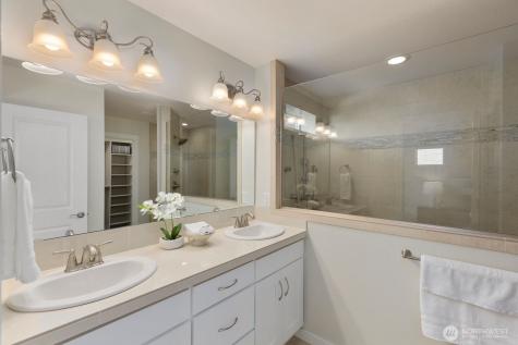 34125 SE Moses Street Snoqualmie WA 98065