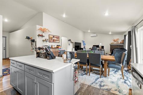 20031 Sunrose Lane SW Centralia WA 98531