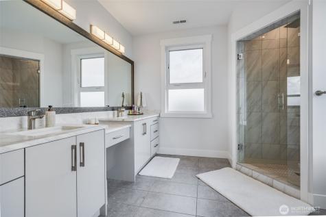 17323 Military Rd S Seatac WA 98188