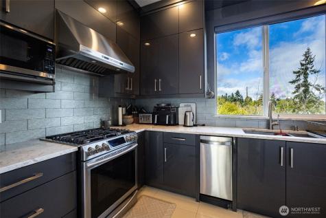 17323 Military Rd S Seatac WA 98188
