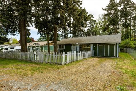 1167 Sparrow Drive Oak Harbor WA 98277