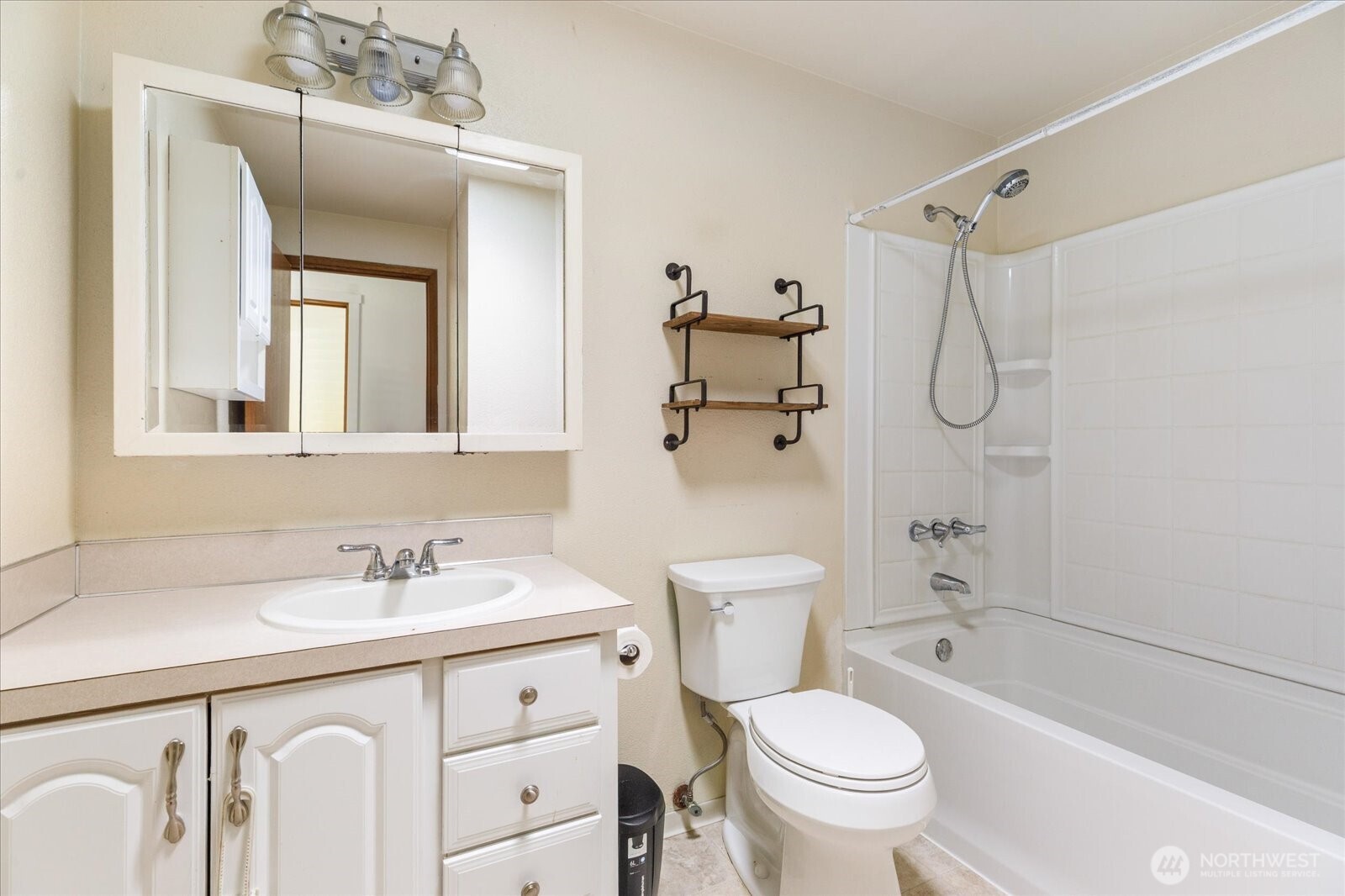 1167 Sparrow Drive Oak Harbor WA 98277