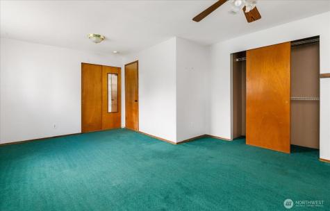 1167 Sparrow Drive Oak Harbor WA 98277