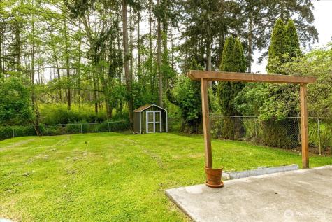 1167 Sparrow Drive Oak Harbor WA 98277