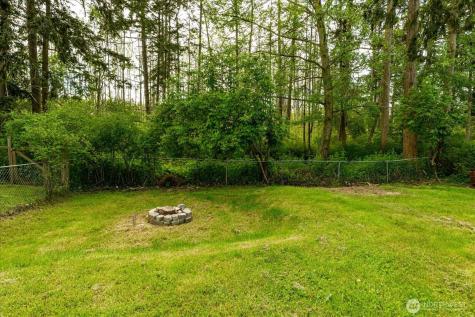 1167 Sparrow Drive Oak Harbor WA 98277