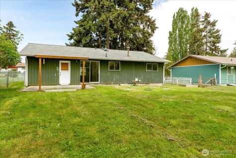 1167 Sparrow Drive Oak Harbor WA 98277