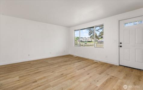 1167 Sparrow Drive Oak Harbor WA 98277