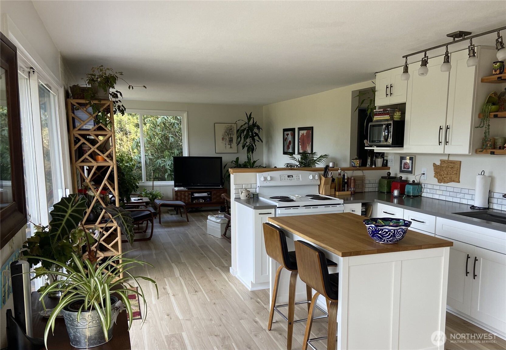27215 K Lane Ocean Park WA 98640