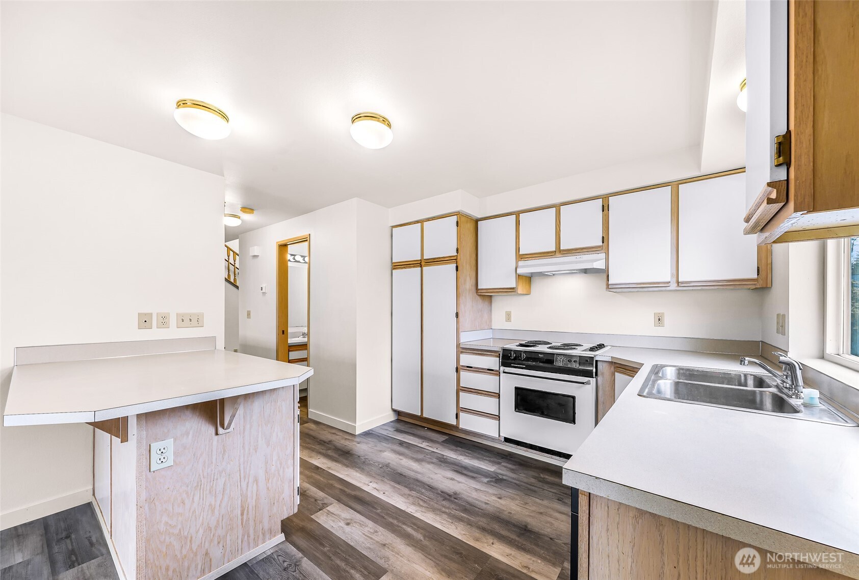 17833 27th Avenue NE Marysville WA 98271