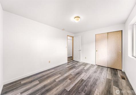 17833 27th Avenue NE Marysville WA 98271
