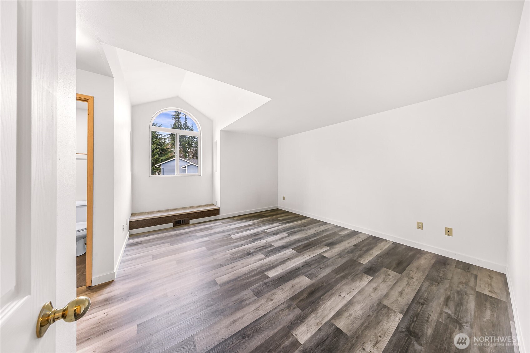 17833 27th Avenue NE Marysville WA 98271