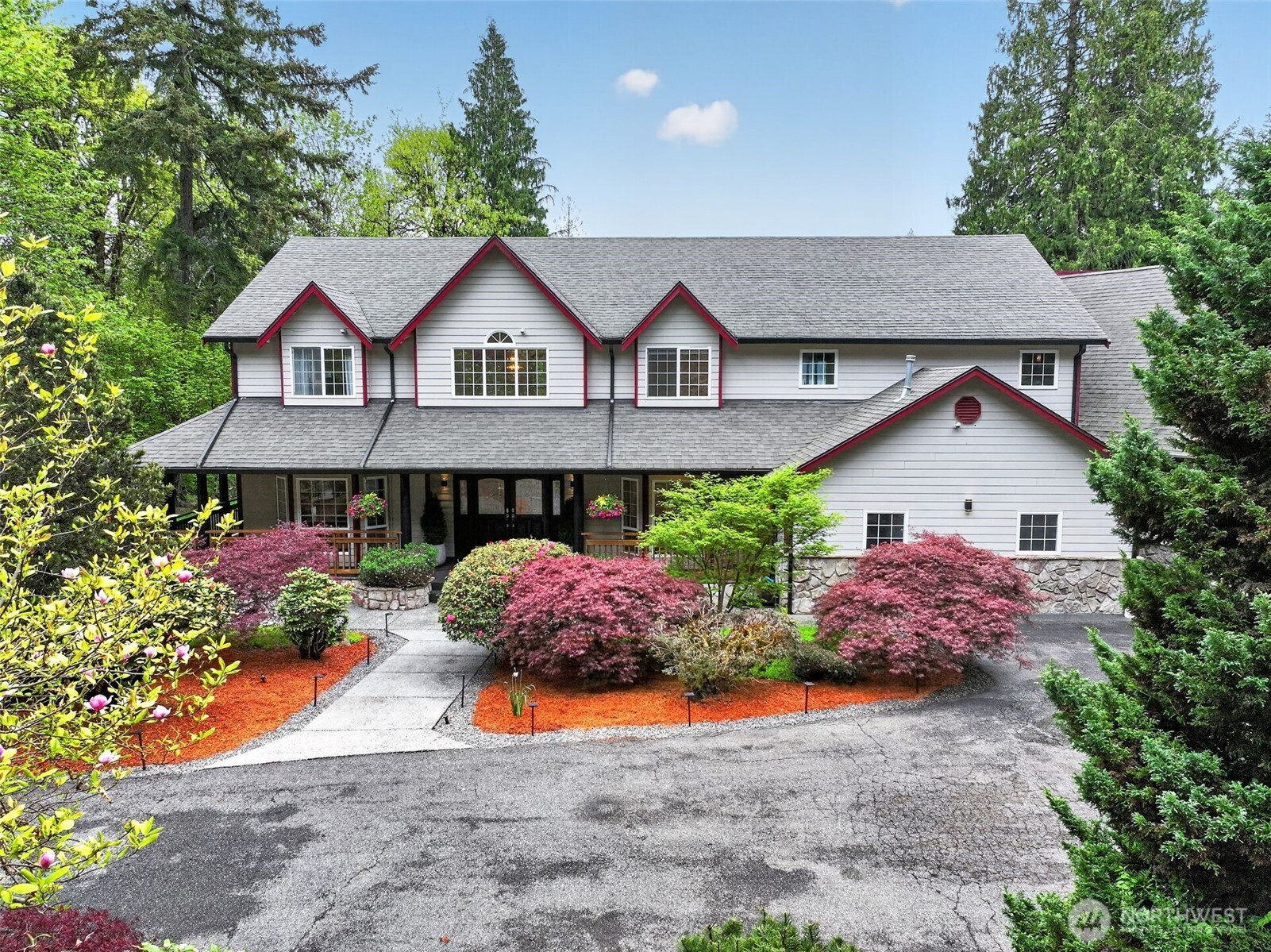 24520 NE 196th Woodinville WA 98077