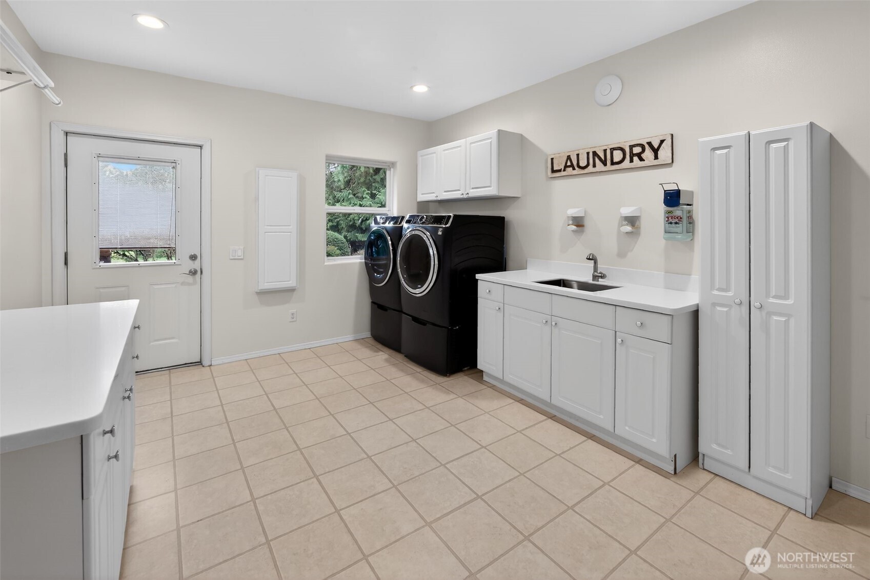 24520 NE 196th Woodinville WA 98077