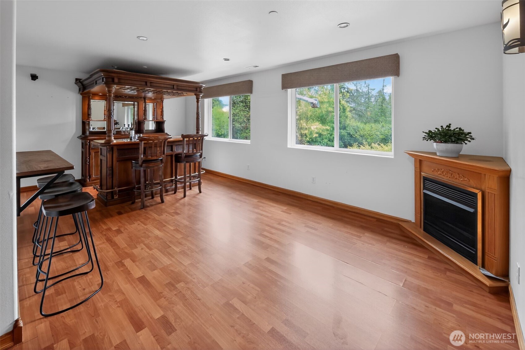 24520 NE 196th Woodinville WA 98077