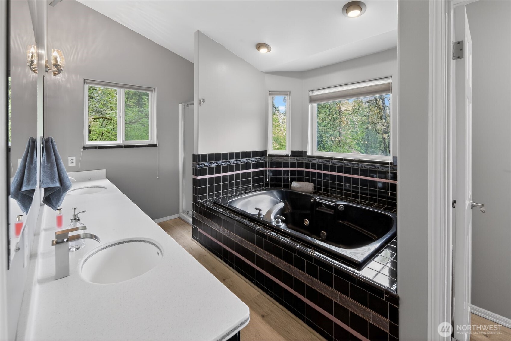 24520 NE 196th Woodinville WA 98077