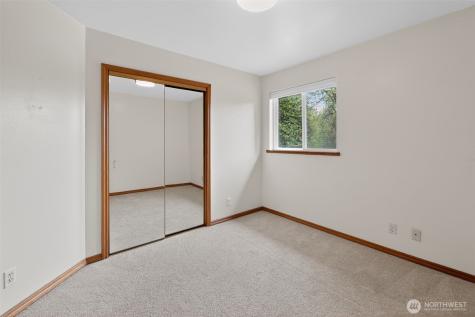 24520 NE 196th Woodinville WA 98077
