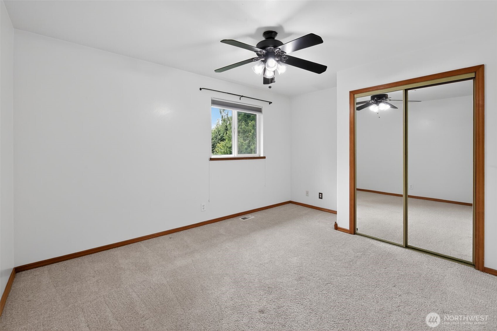 24520 NE 196th Woodinville WA 98077