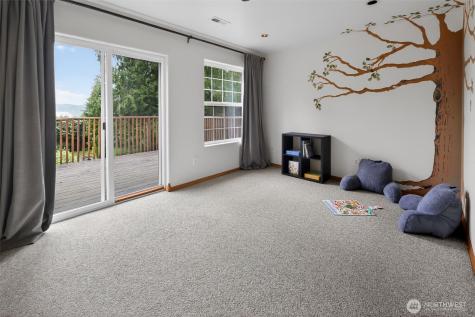 24520 NE 196th Woodinville WA 98077