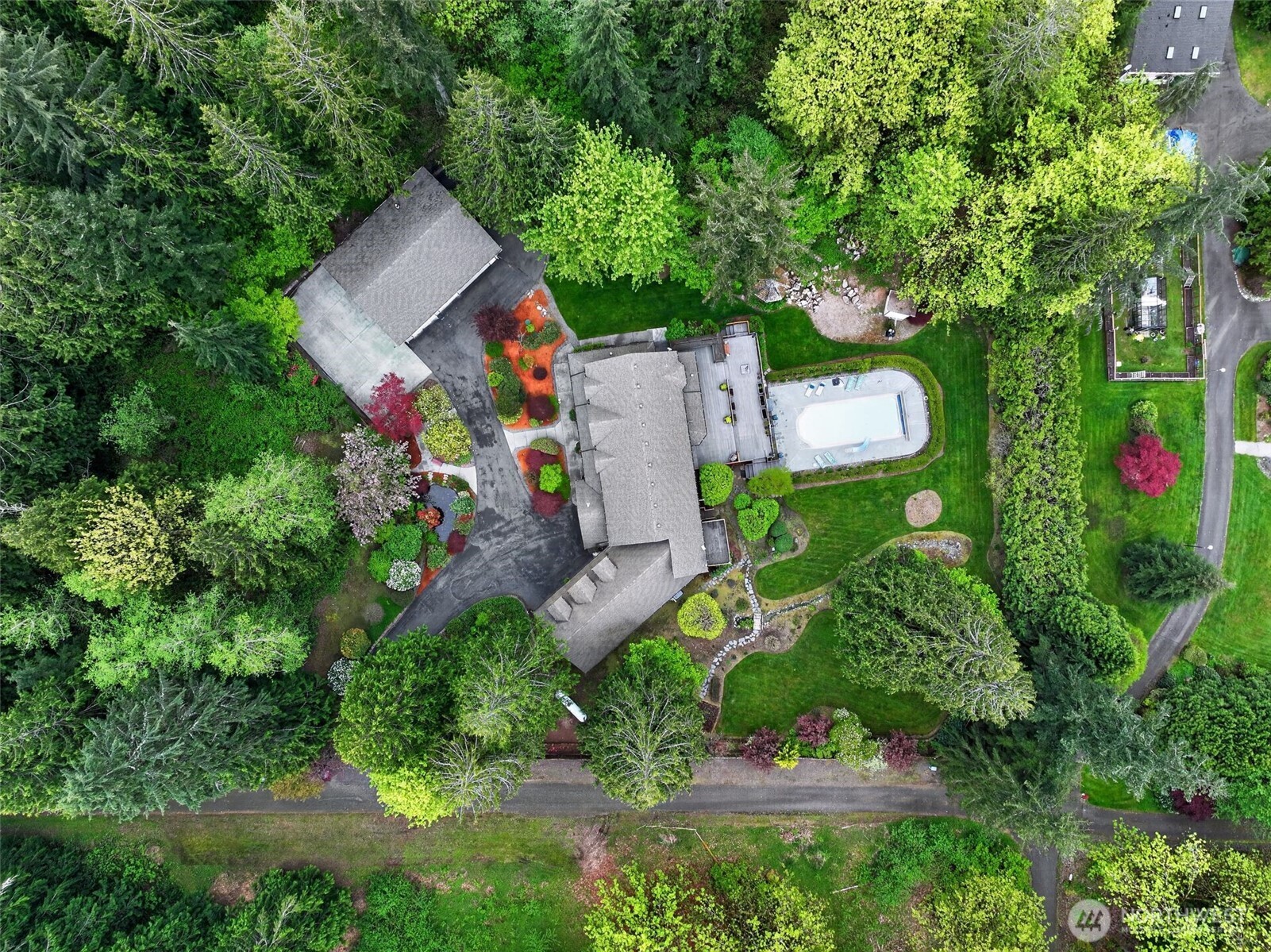 24520 NE 196th Woodinville WA 98077