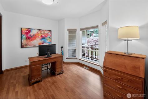 24520 NE 196th Woodinville WA 98077