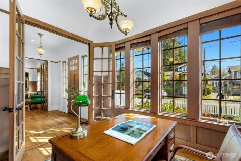 3723 41st Avenue SW Seattle WA 98116