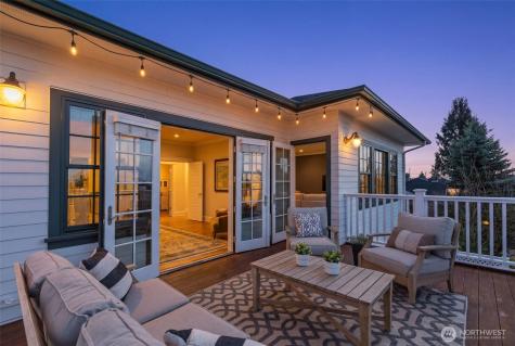 3723 41st Avenue SW Seattle WA 98116