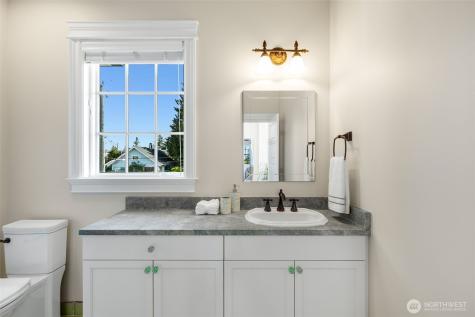 3723 41st Avenue SW Seattle WA 98116