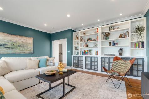 3723 41st Avenue SW Seattle WA 98116