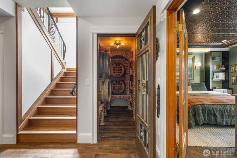 3723 41st Avenue SW Seattle WA 98116