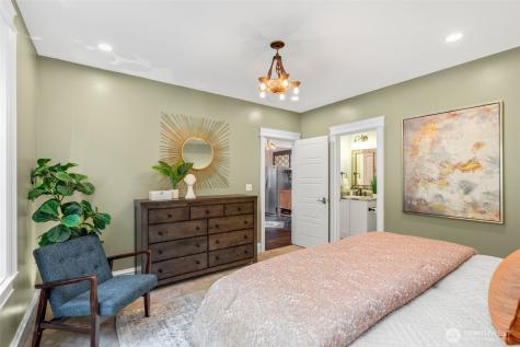3723 41st Avenue SW Seattle WA 98116