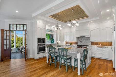 3723 41st Avenue SW Seattle WA 98116