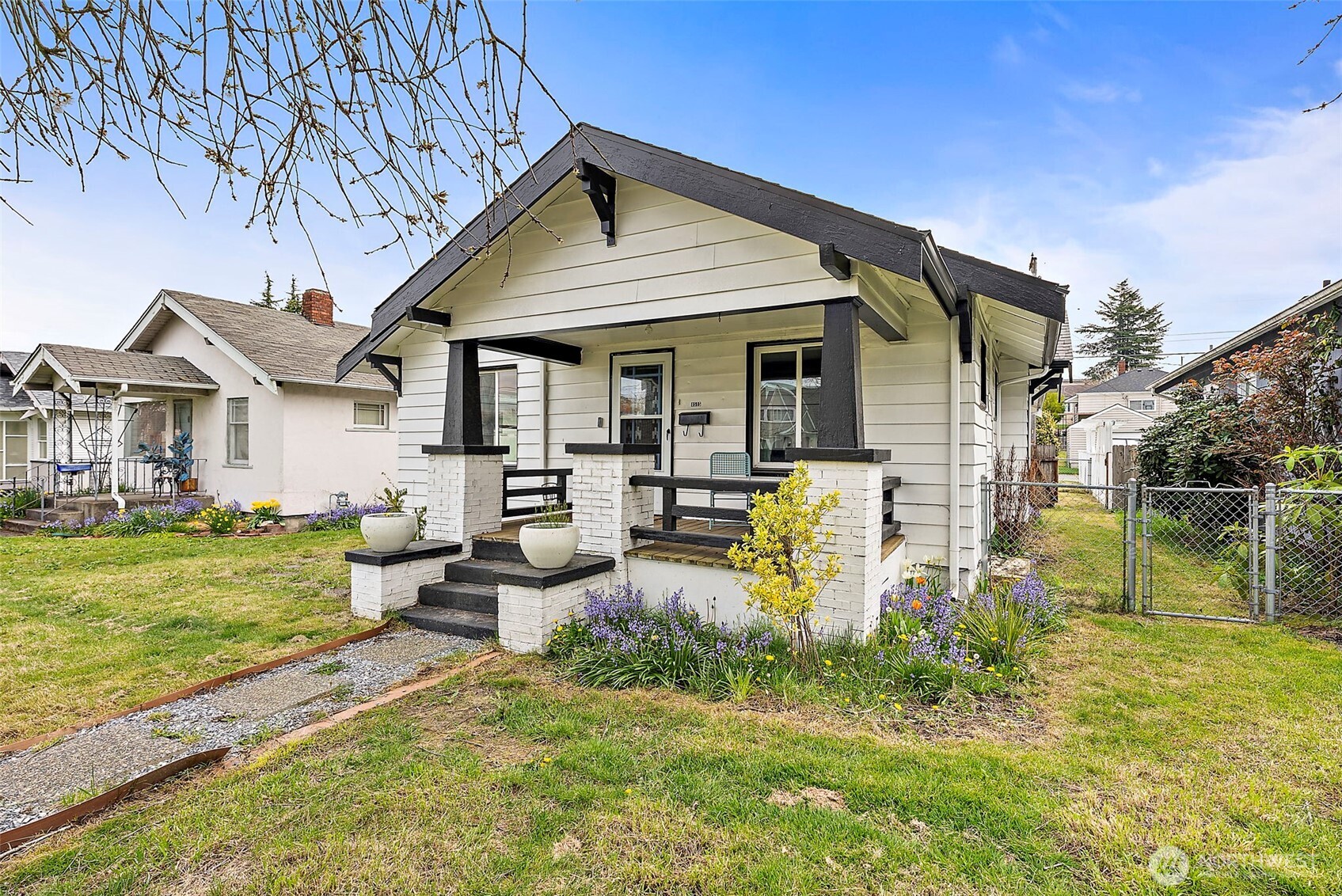 4515 Pacific Avenue Tacoma WA 98418