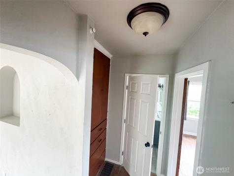 215 J Street SE Auburn WA 98002