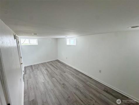 215 J Street SE Auburn WA 98002