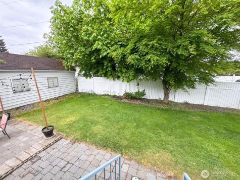 215 J Street SE Auburn WA 98002