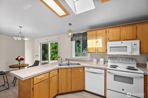 1870 NW Vaa Road Poulsbo WA 98370